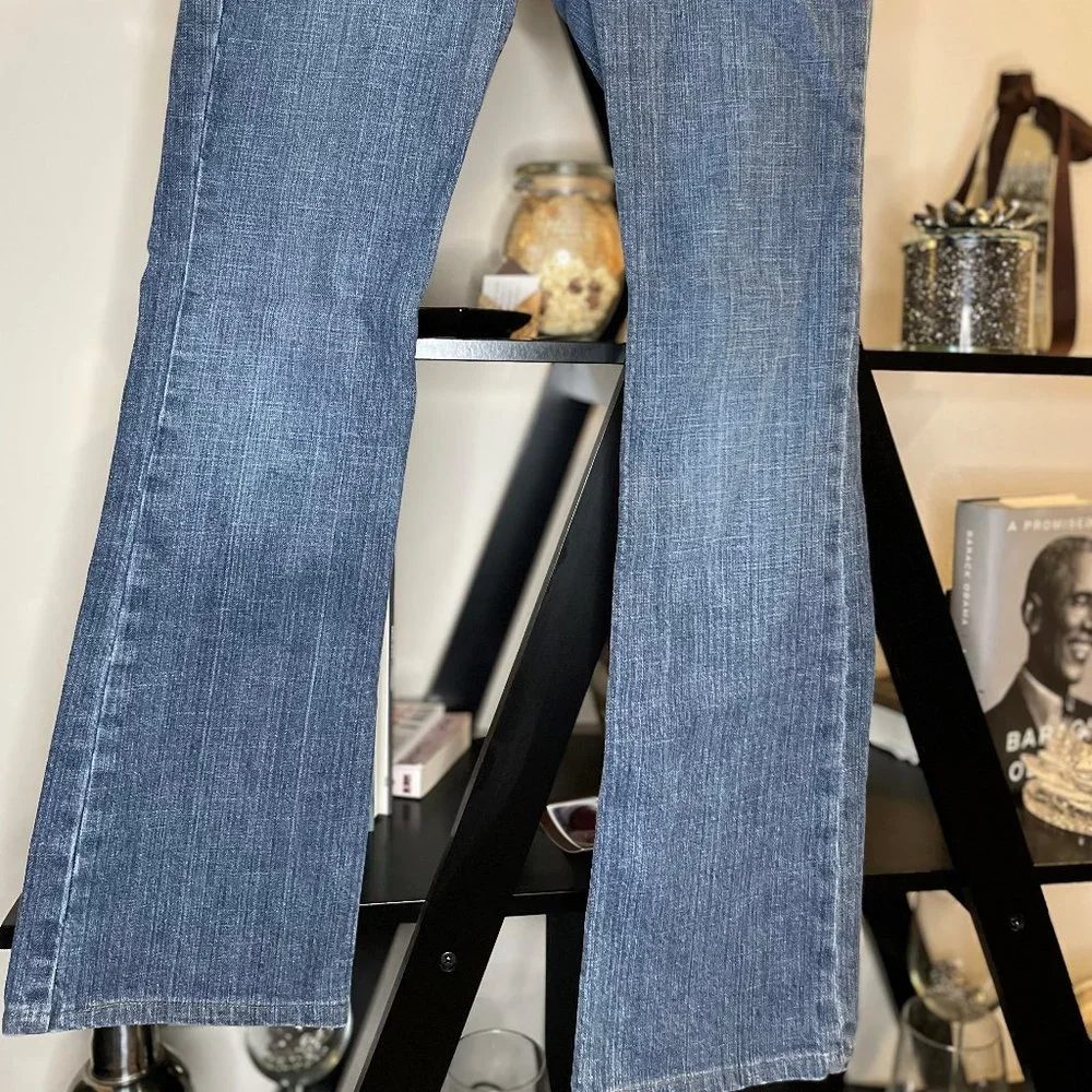 Express Jeans  Rhinestone Pockets - Picture 2 of 7